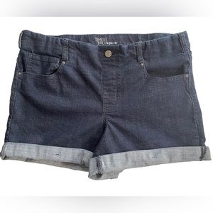 Time and Tru Mid-Rise Cuffed Dark Wash Denim Shorts L (12-14)